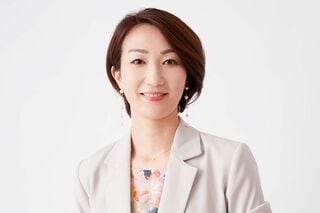 熊仁美（くま・ひとみ）NPO法人ADDS 共同代表、江戸川区発達相談・支援センター センター長、公認心理師2007年慶應義塾大学文学部心理学専攻卒業、同大学大学院社会学研究科心理学専攻博士課程修了、博士（心理学）。自閉症児の家庭療育をサポートする学生団体から活動を始め、2009年ADDSを設立。保護者支援や発達支援プログラムの開発と効果検証を行う。近年は、国立研究開発法人科学技術振興機構採択の研究プロジェクト代表者として、ABAに基づく早期発達支援の社会実装や科学技術の活用研究に取り組むなど、精力的に活動している。一般社団法人公認心理師の会理事、法政大学兼任講師なども務める