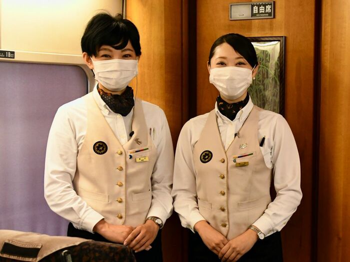 マスクをしていても「目で笑顔を伝えたい」