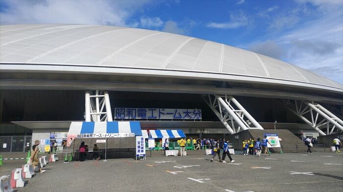昭和電工ドーム大分。この日は大分トリニータに