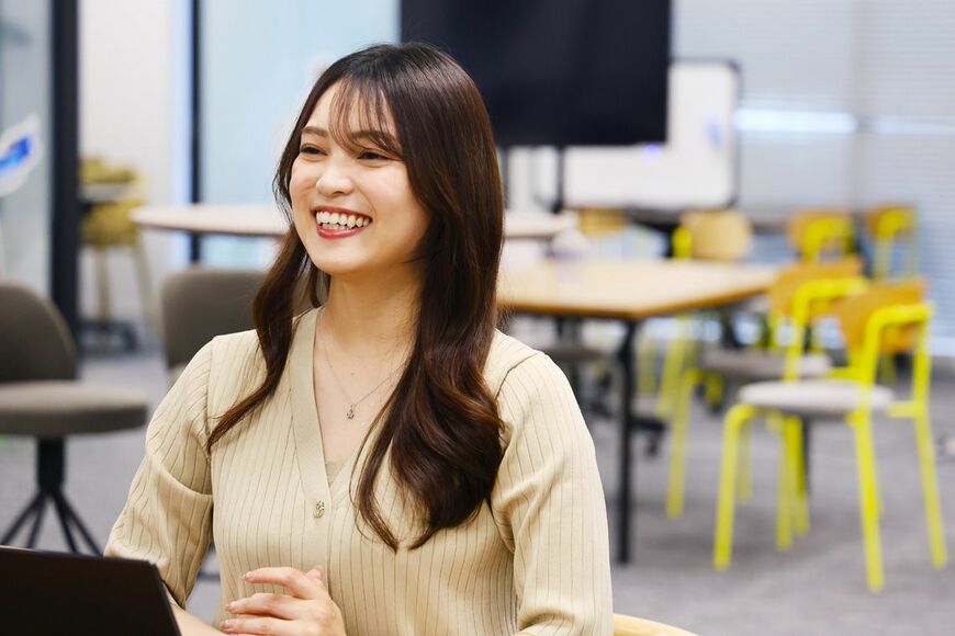 勤務先でインタビューをさせていただいた（写真：筆者撮影）