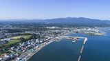青森県野辺地町の景色（写真：SORA / PIXTA）