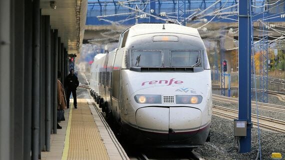 Renfe AVE S100