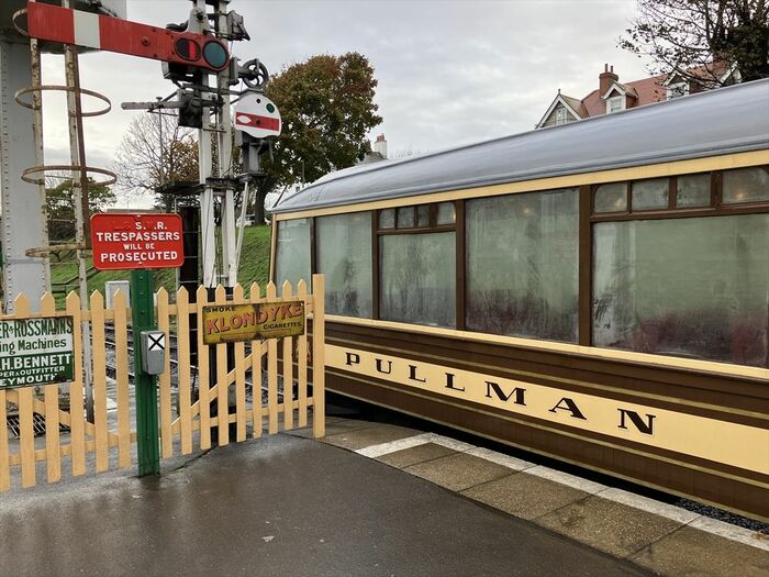 スワネージ鉄道ではかつての有名列車「デボン・ベル」の