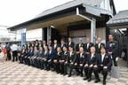 関係者の記念撮影