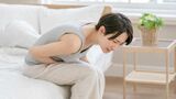 夏は、細菌による「食中毒」が最も起こりやすい季節。食中毒にありがちな誤解を4つ、確認しましょう（写真：Luce／PIXTA）