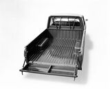 1968年発売の初代トヨタ「ハイラックス」（写真：トヨタ自動車）