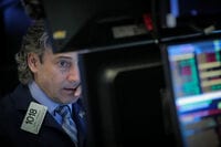 米株式市場は小幅安､ヘルスケア株が軟調 S&P500はなお史上最高値を約1％下回る水準