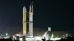 日本の基幹ロケット｢H3｣が狙う2番手需要､"ロケット不足の追い風"は続くのか…カギ握る王者スペースXの動向とは