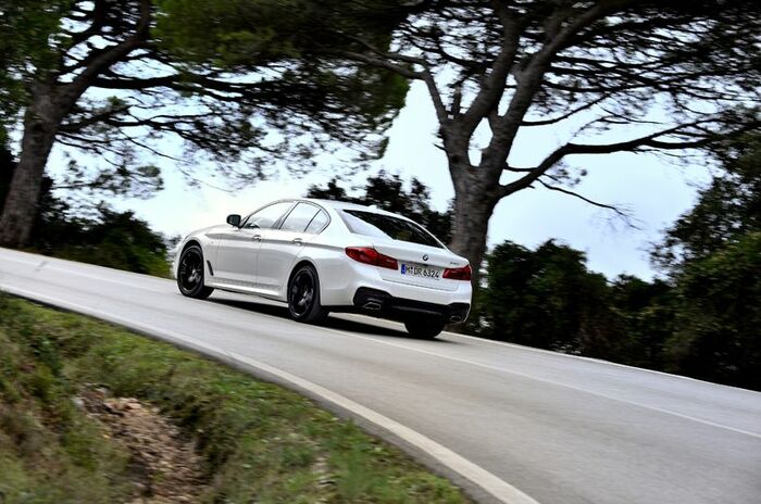 ビー・エム・ダブリュー 540i Mスポーツ｜BMW 540i M Sport