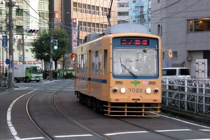 早稲田付近を走る都電荒川線