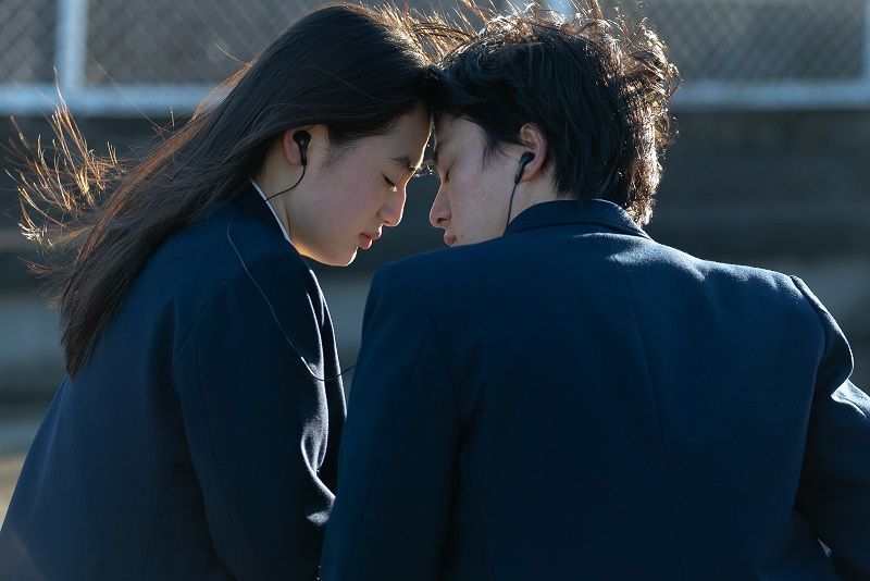 16歳の2人が出会ってから20年余りの忘れられない初恋の記憶をたどっていく（写真：Netflix）