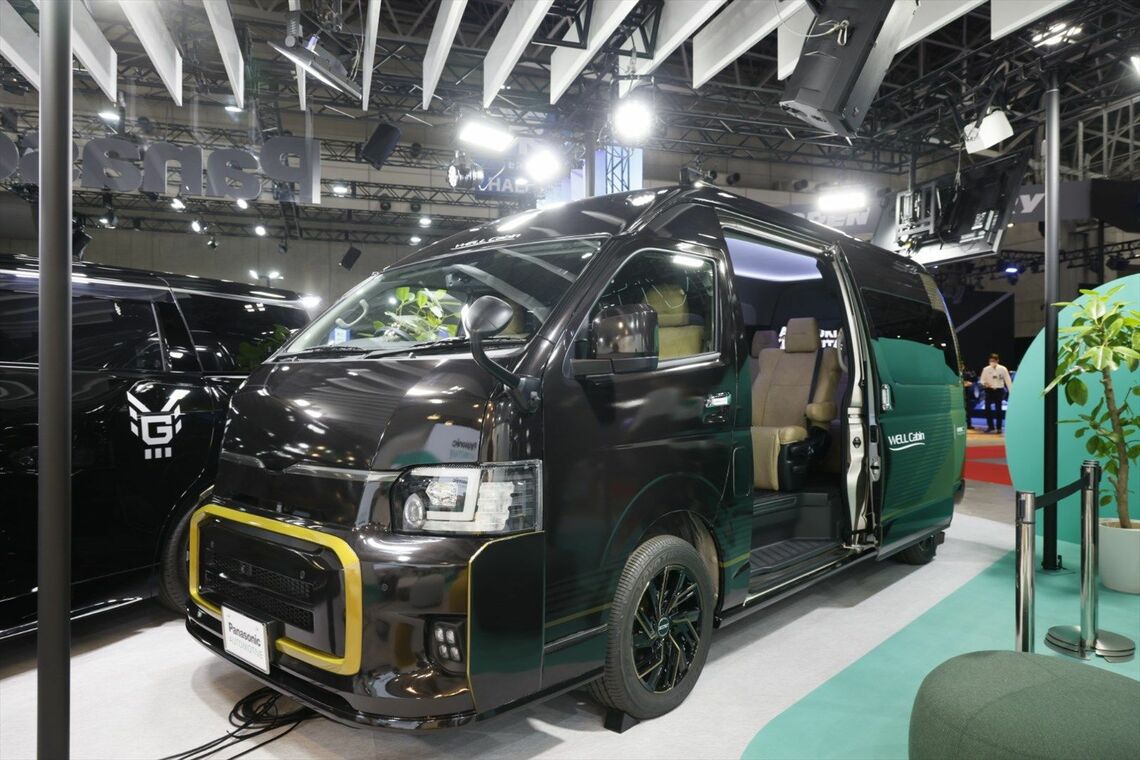 「WELL Cabin GranLuxe」の外観は、なんとイタルデザインが担当（写真：パナソニック オートモーティブシステムズ）