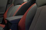 LAショーで発表された新型インプレッサ（写真：Subaru of America）