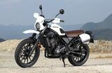 純正アクセサリーを装着した新型CL250のカスタムコンセプトモデル（写真：本田技研工業）