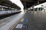 5・6番線が交野線のホーム。朝には5番線から枚方市始発の大阪方面の電車も（記者撮影）