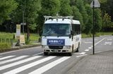 自動運転バスの走行シーン（筆者撮影）