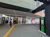イオンの入口すぐにある「サンマルクカフェ＆茶」。かなり目立つ（筆者撮影）