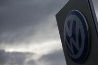 VW問題､ドイツ経済にギリシャ以上の打撃 欧州の優等生を揺るがす危機に