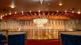『国宝』ロケで話題｢老舗キャバレー｣人気の背景