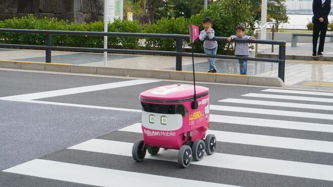 楽天の｢無人配送ロボット｣都心で本格稼働開始