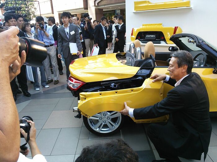 三井社長が外装着せ替えをアピール