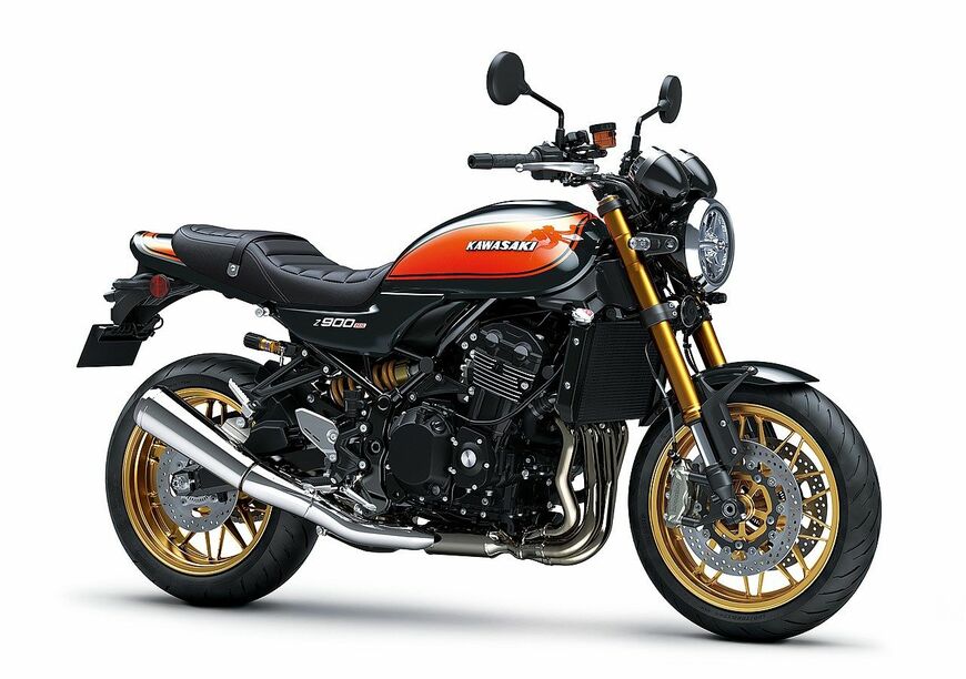カワサキの新型「Z900RS SE」(写真：カワサキモータースジャパン）